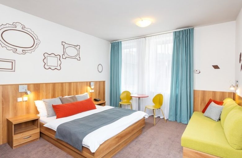 hotel-grand-pokoj-standard-05